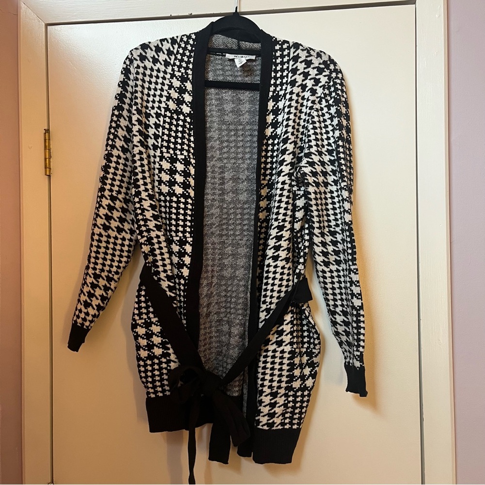 White House Black Market Houndstooth Cardigan